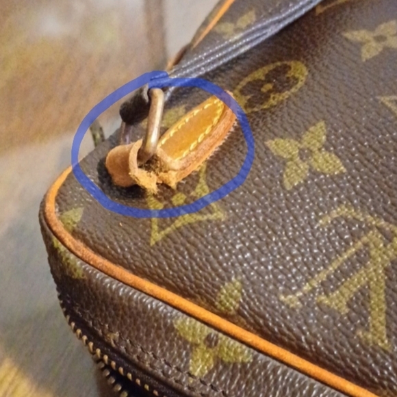 ✨️LOUIS VUITTON MONOGRAM  POCHETTE MARLY BANDOULIÈRE CROSSBODY - Picture 11 of 12